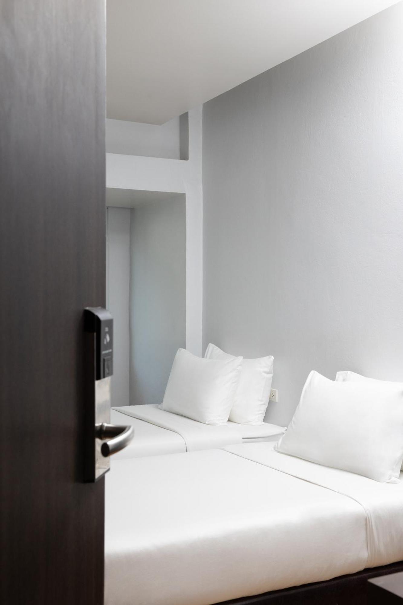 Hotel Nantra Silom Bangkok Habitación foto